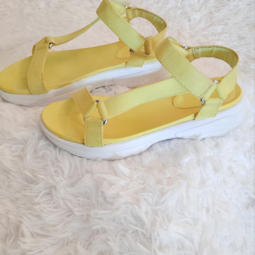 Womens Neon Yellow Bamboo Velcro Ankle Strap Open Toe Shoe  Shoe Sandel SZ 9